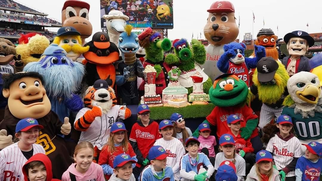 Phillie Phanatic birthday celebration🎂 : r/phillies