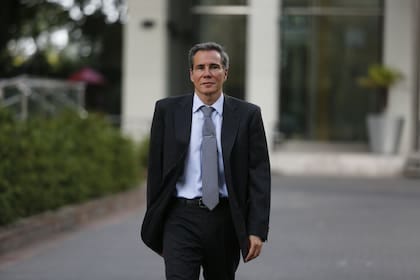 Resta saber si Nisman murió en vano o si con su denuncia despertó valores democráticos esenciales y verá saldada la deuda de justicia con su memoria