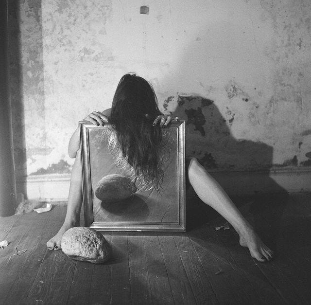 Francesca Woodman. Fotógrafa – Fundamentos del Arte II