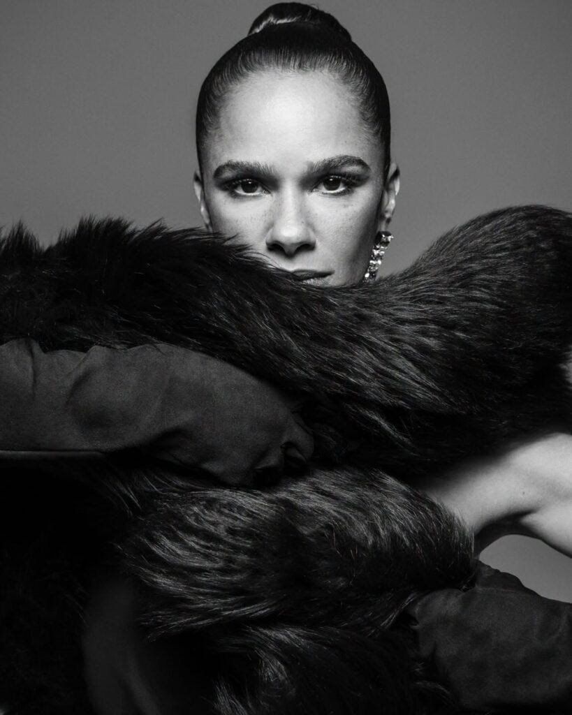 Michael Kors celebra 45 anos com campanha estrelada Michael Kors celebra 45 anos com campanha estrelada