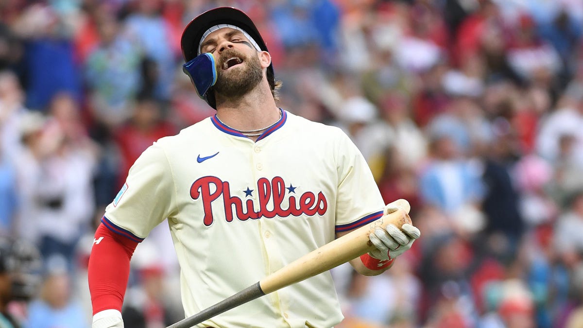 Bryce Harper's 'frustration' mounting amid early-season struggles Bryce Harper's 'frustration' mounting amid early-season struggles
