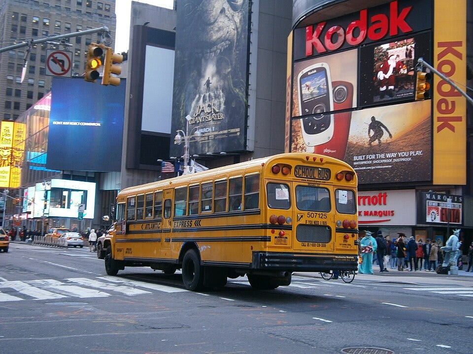 File:School Bus (9308707815).jpg