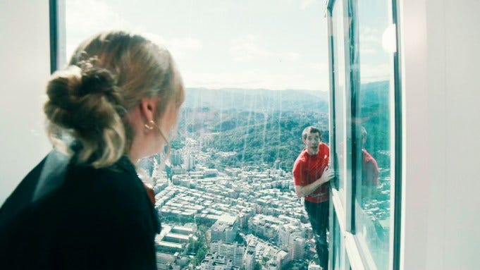 Alex Honnold Finishes Taipei 101 Climb During Netflix Skyscraper Live Alex Honnold Finishes Taipei 101 Climb During Netflix Skyscraper Live
