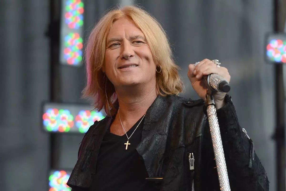 Hospitalizan a Joe Elliott, el vocalista de Def Leppard, en Colombia