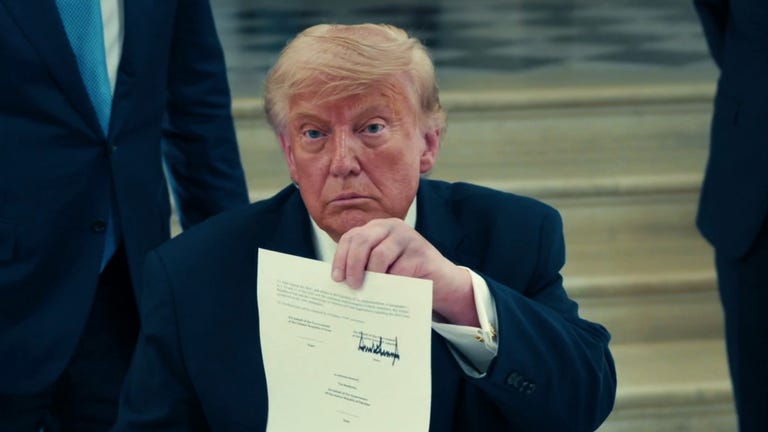 Iran deal signed at dinner table in historic French palace Iran deal signed at dinner table in historic French palace