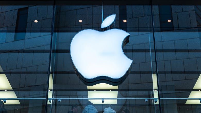 Apple Is Reportedly Looking To Buy Chips From A US-Blacklisted Chinese  Company