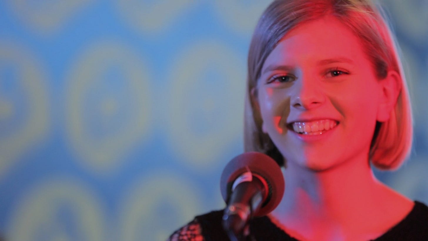 Aurora Aksnes-Wrecking Ball – NRK