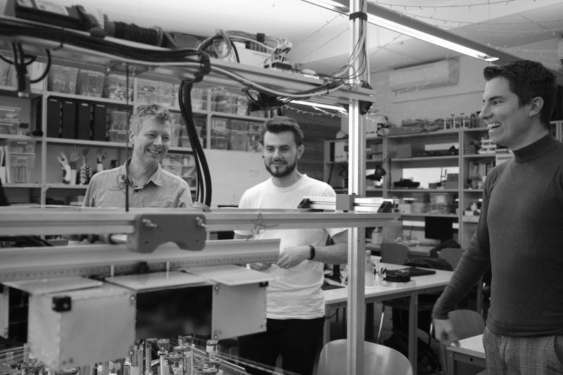 No alternative text description for this image