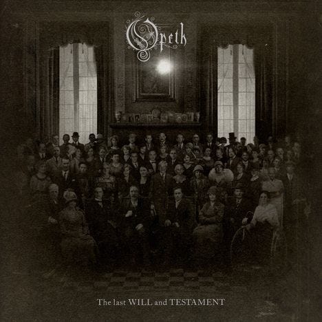 Cover von The Last Will and Testament. Ein Bild einer großen Familie in altem Stil, der fast schwarz weiß ist mit einigen sepia-Farbelementen. Die Gesichter der Mitglieder sind nicht zu erkennen.
