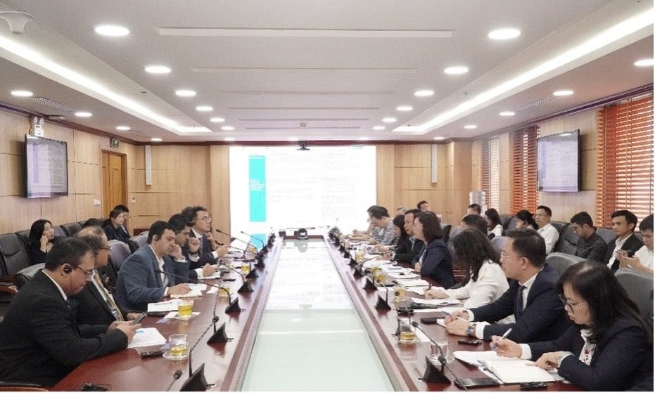 FTSE Rusell và Morgan Stanley làm việc với UBCKNN về việc nâng hạng thị trường chứng khoán Việt Nam- Ảnh 4. FTSE Rusell và Morgan Stanley làm việc với UBCKNN về việc nâng hạng thị trường chứng khoán Việt Nam- Ảnh 4.