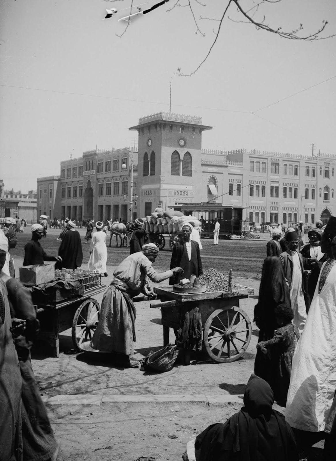 Outside the Cairo railway station. 1900. Outside the Cairo railway station. 1900.