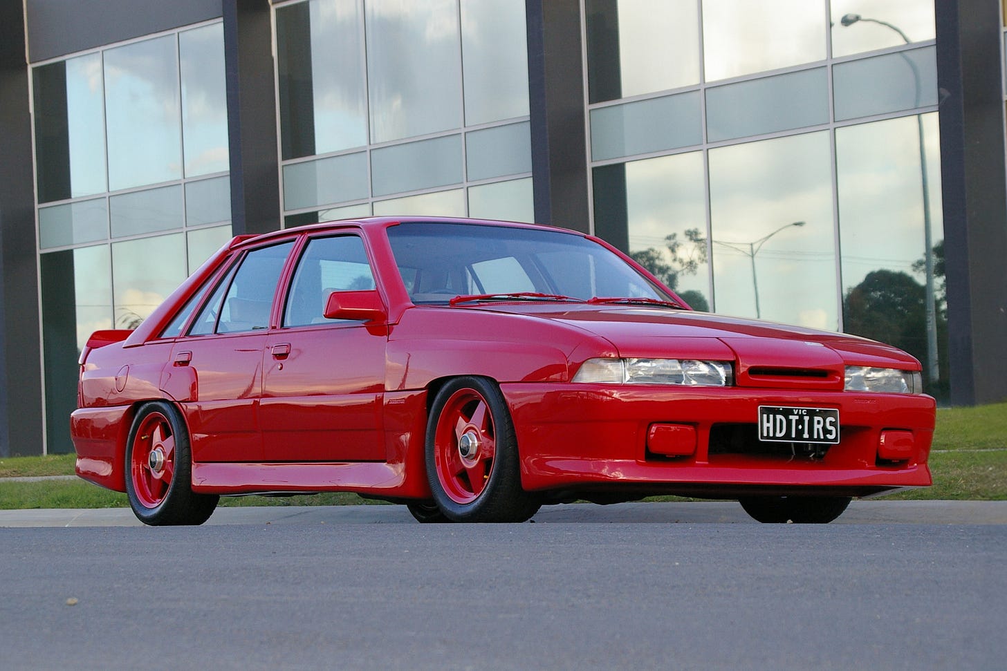 Holden HDT Director | Photo: Australian Muscle Car Sales
