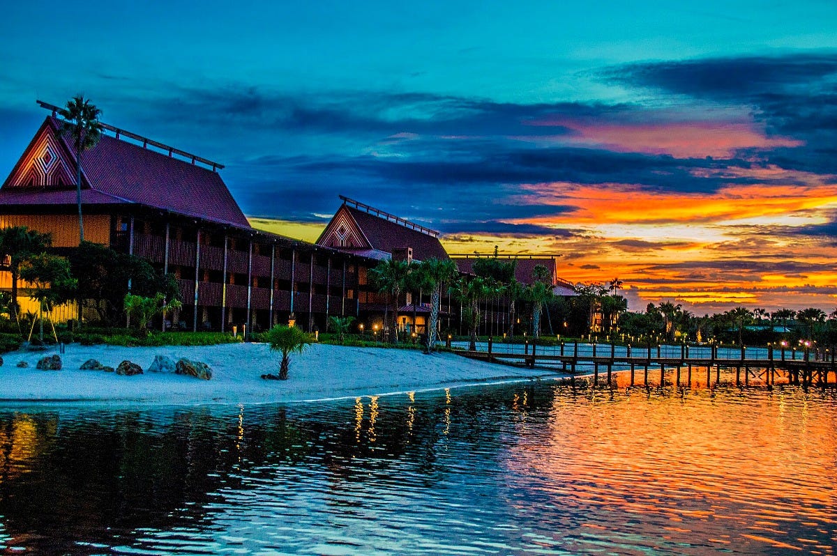 Disney's Polynesian Village Resort at sunset. Image: Lexi Scott via Wikimedia Commons Disney's Polynesian Village Resort at sunset. Image: Lexi Scott via Wikimedia Commons