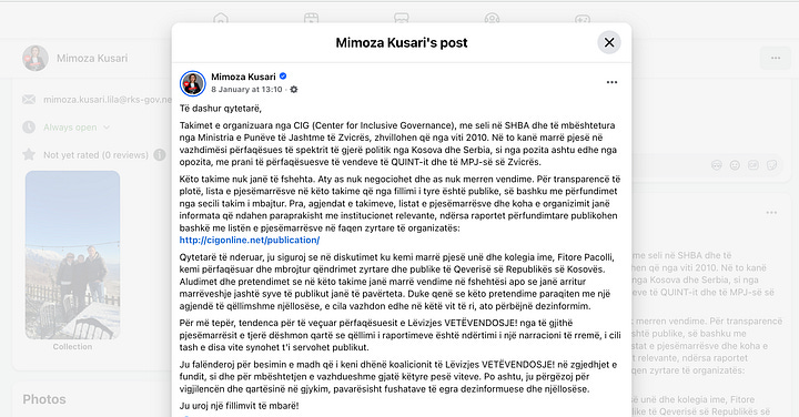 Këto pamje dokumentojnë dy reagime publike të znj. Mimoza Kusari-Lila më 6 dhe 8 janar 2026, të publikuara në faqen e saj zyrtare në Facebook. Postimi i parë e etiketon raportimin si “lajm të rremë në NZZ”, ndërsa postimi i dytë sqaron natyrën e takimeve të organizuara nga CIG, duke konfirmuar se ato janë diskrete, jo sekrete, jo negociuese dhe me dokumentacion publik. Kontrasti mes dy reagimeve pasqyron ndryshimin mes reagimit të menjëhershëm politik dhe sqarimit faktik të vonuar.