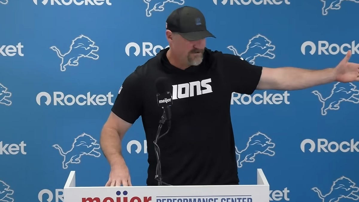 Pressers and scrums: On Petzing's intangibles, d-line developments, halting 'pajama party' hype, and developing special teams roles
