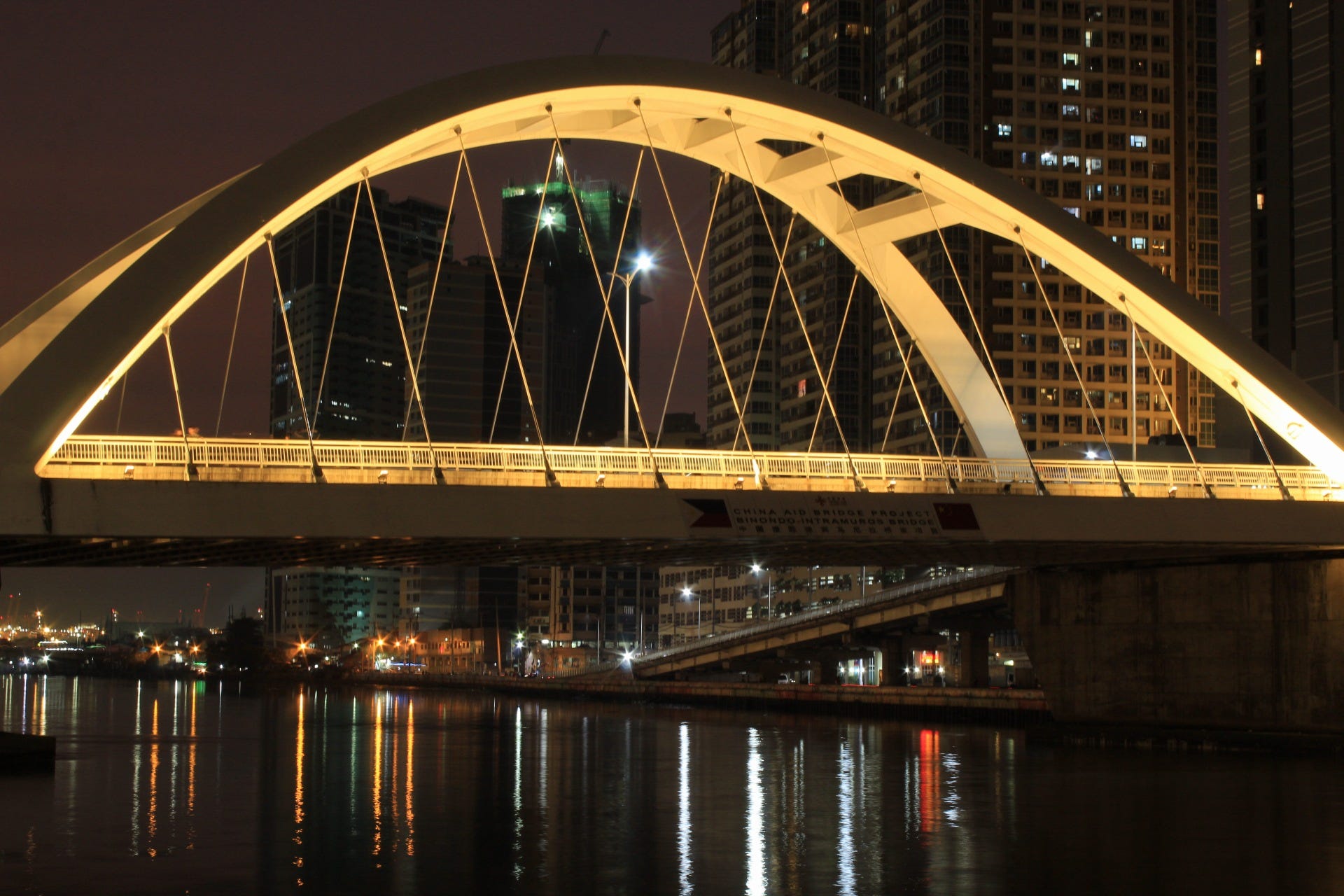 Houston mayor pulls funds for Montrose bridge streetlights, image size:1920x1280