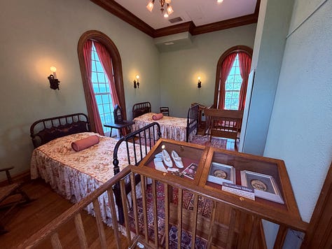 bedroom, furniture