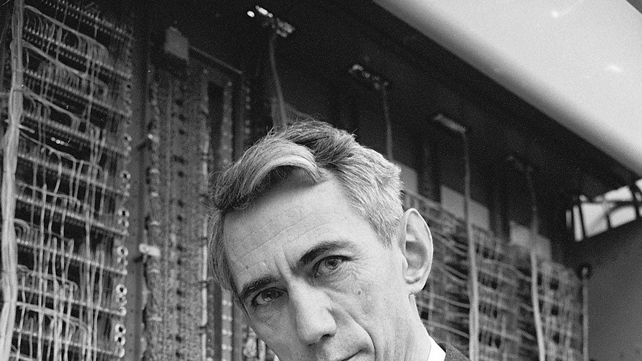 Claude Shannon, the Father of the Information Age, Turns 1100100 | The New  Yorker
