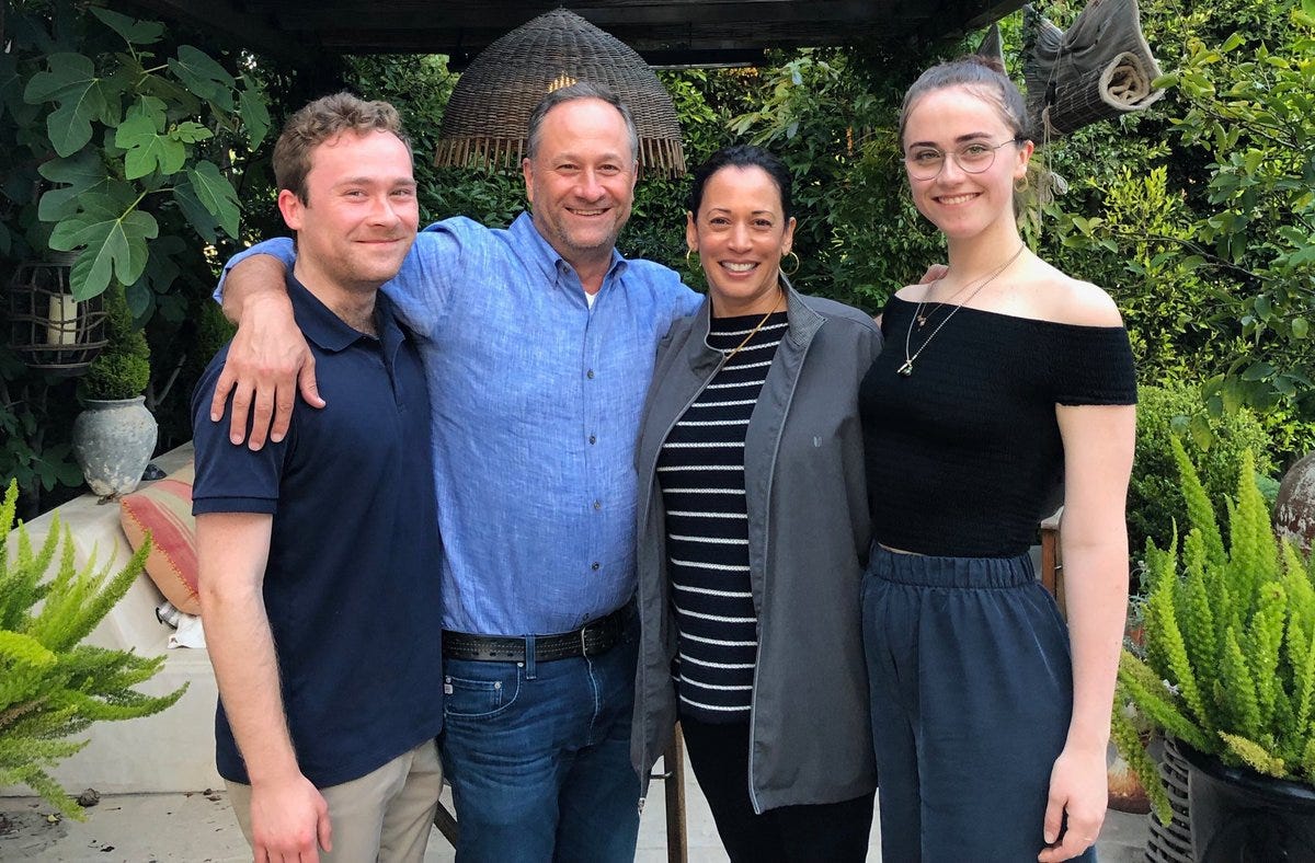 Image result from https://glamourfame.com/top-6-facts-kamala-harris-details-of-her-father-husband-family-children-age-parents