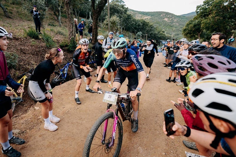 Jordan Sarrou conquista la sesta vittoria al Roc d'Azur, grande attrazione Paul Seixas. Foccoli e Dorigoni nella top five, Peretti e Marchet brillano tra le donne – solobike.it Jordan Sarrou conquista la sesta vittoria al Roc d'Azur, grande attrazione Paul Seixas. Foccoli e Dorigoni nella top five, Peretti e Marchet brillano tra le donne – solobike.it