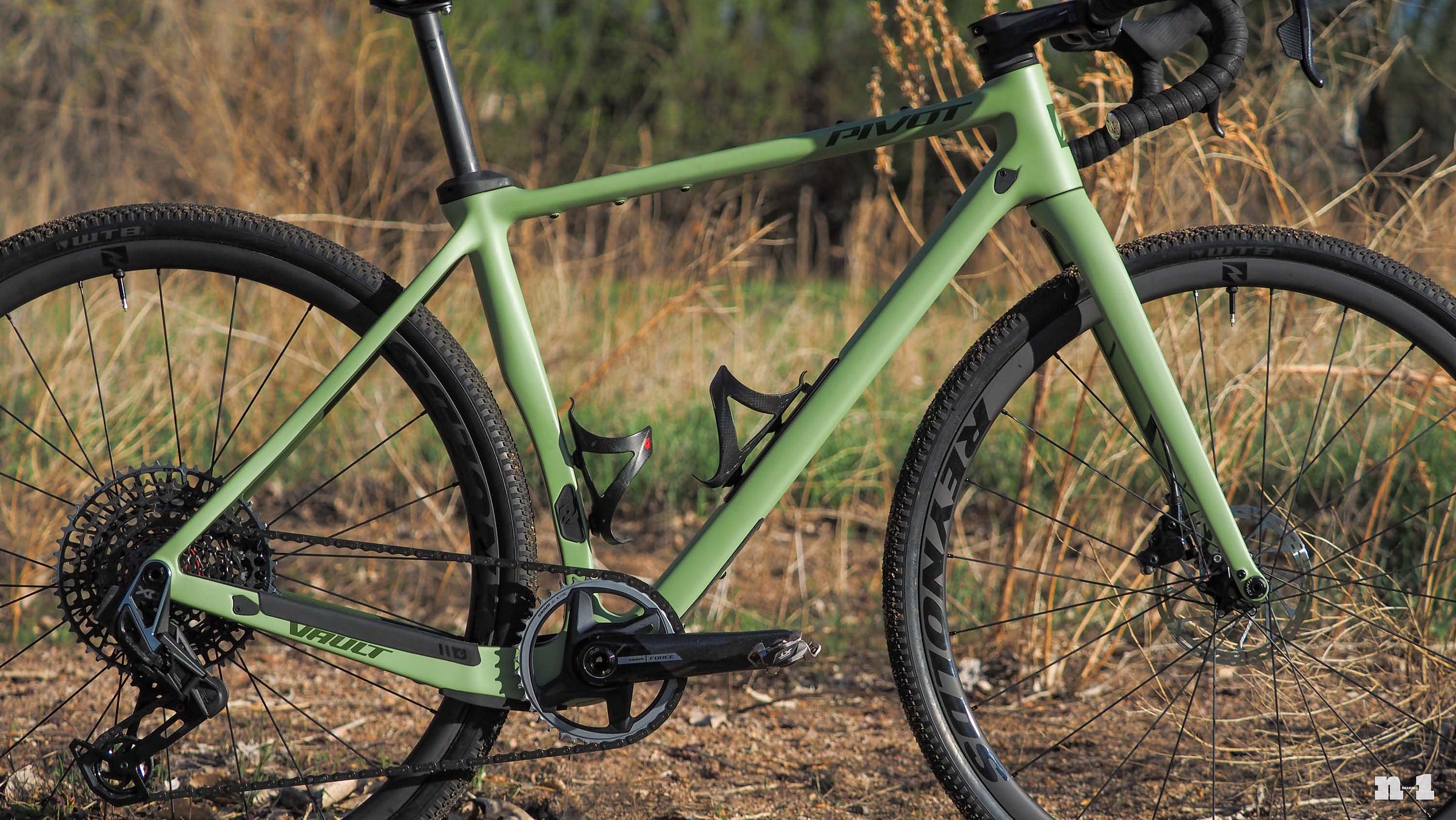 Pivot Cycles Vault gravel bike frame