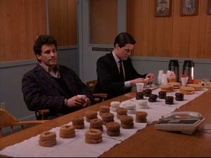 Twin-Peaks-Still-3