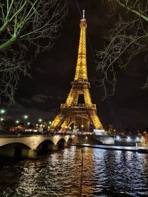 Christmas in Paris | What to see in Paris at Christmas