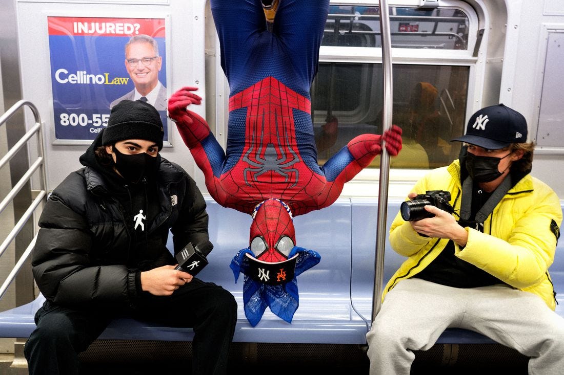 Meet the NYU Students Behind 'Sidetalk' on Instagram