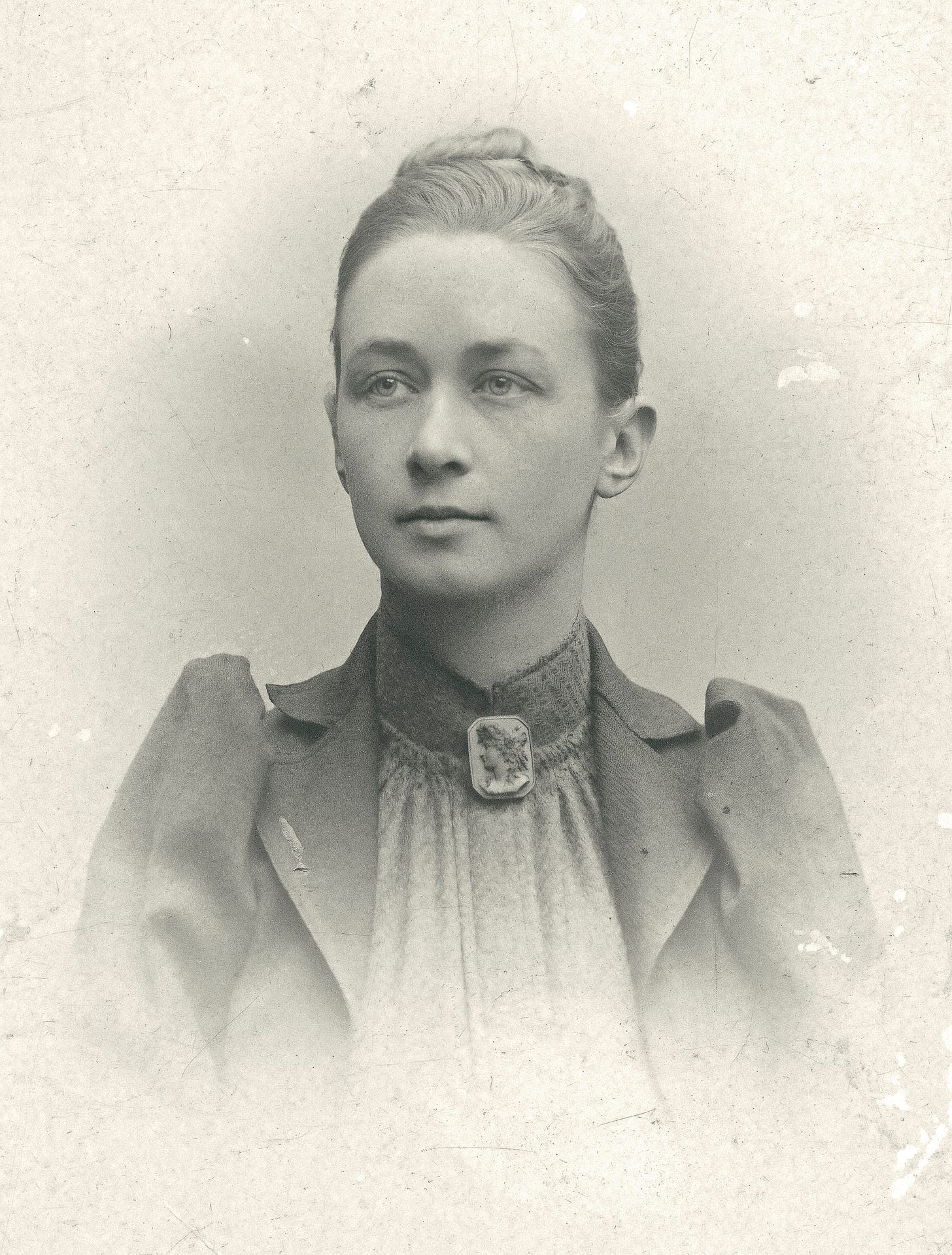 Portrait photograph of the painter Hilma af Klint Portrait photograph of the painter Hilma af Klint