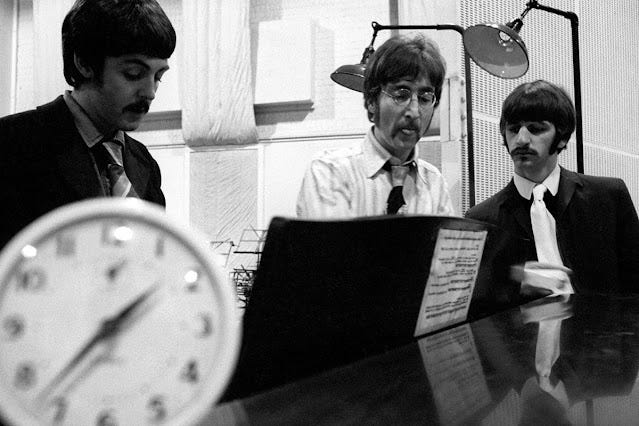 50 Candid Photographs From The Beatles’ “Sgt. Pepper’s Lonely Hearts ... 50 Candid Photographs From The Beatles’ “Sgt. Pepper’s Lonely Hearts ...