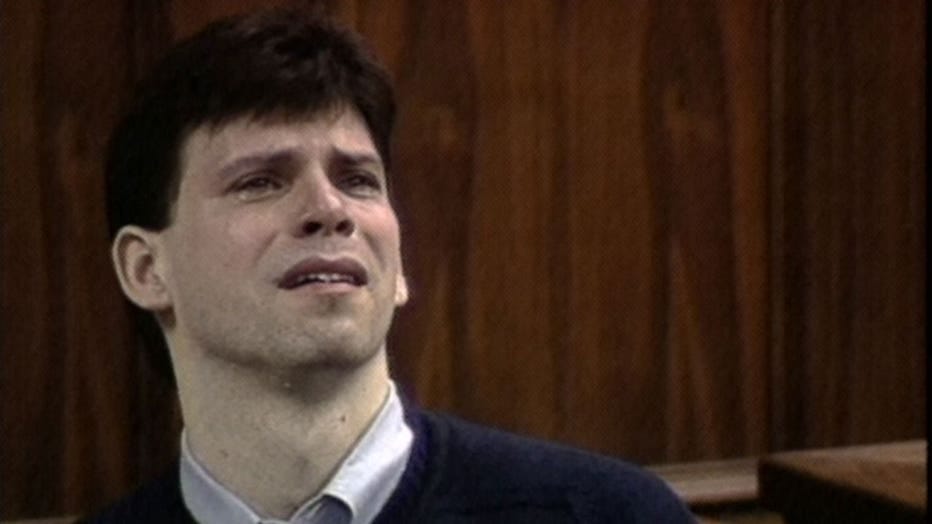 Menendez Brothers: Testimony of Lyle and Erik Menendez, and the trial  marred by wealth and abuse | FOX 11 Los Angeles