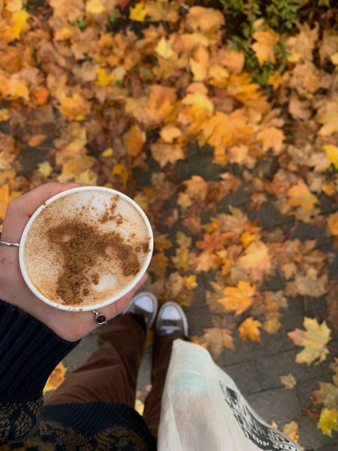 Gilmore girls autumn and coffee