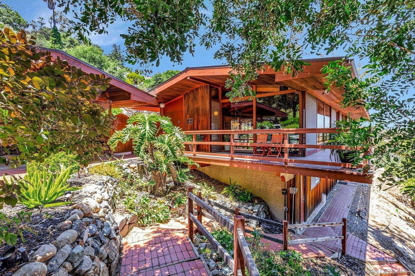 House View featured at 10088 Sierra Vista Ave, La Mesa, CA, 91941
