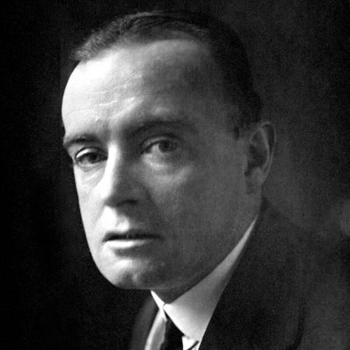 Black-and-white portrait of Saki, aka H. H. Munro, who wrote the short story "Sredni Vashtar." Black-and-white portrait of Saki, aka H. H. Munro, who wrote the short story "Sredni Vashtar."
