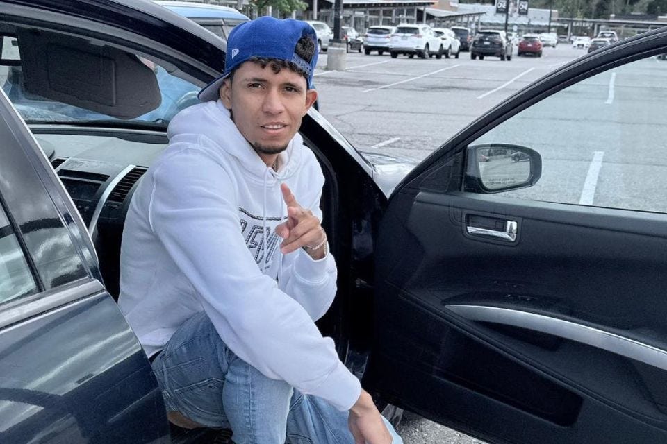 Keivis Vásquez en El Salvador Keivis Vásquez en El Salvador