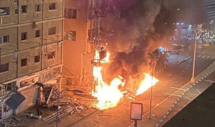 Hezbollah launches missiles toward Tel Aviv achieving direct targets Hezbollah launches missiles toward Tel Aviv achieving direct targets