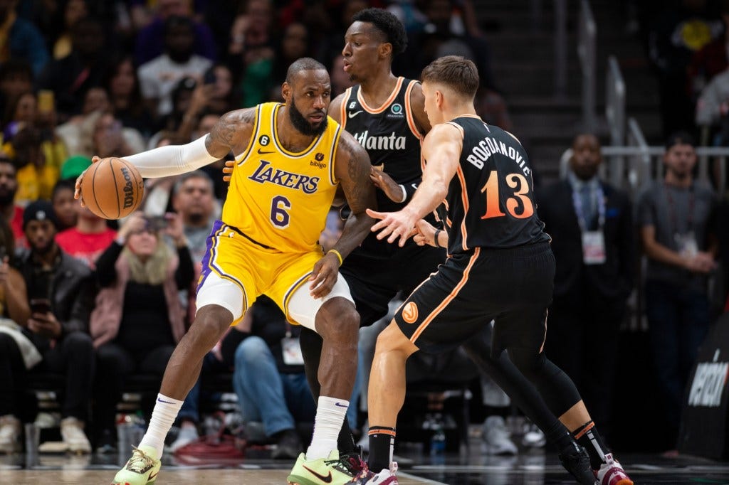 After LeBron James' critiques, Lakers' role players look to grow their game  – Orange County Register