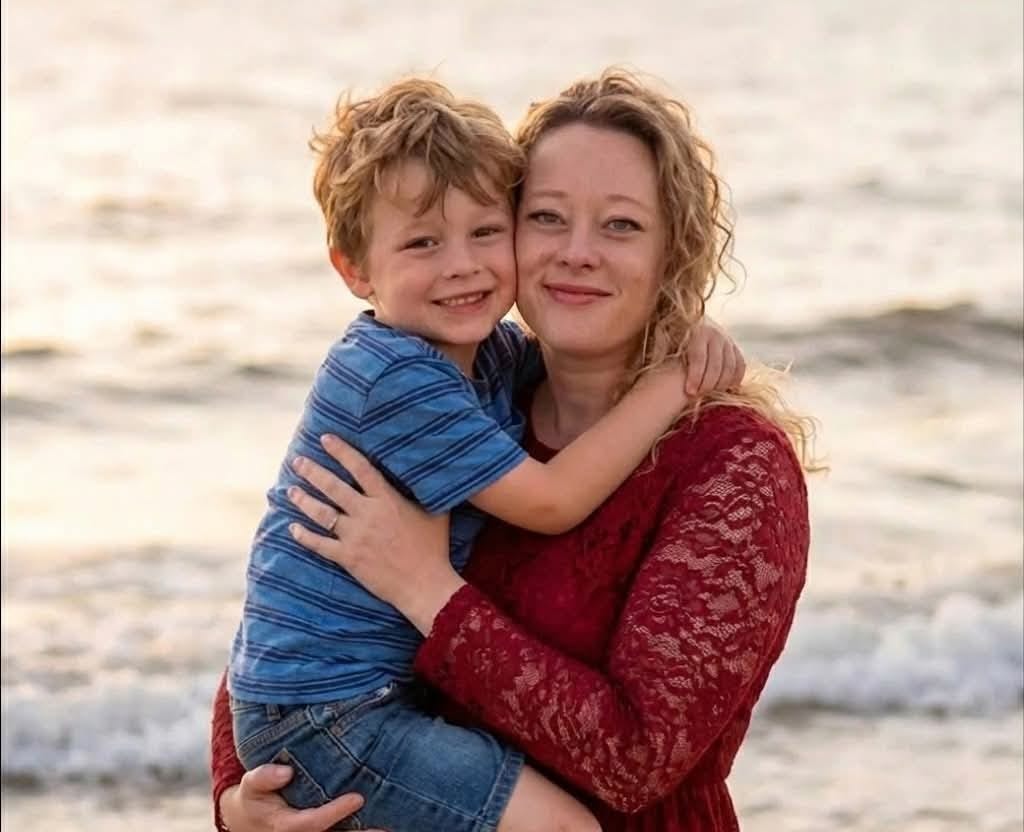 My name is Renee... and now my son (6 years old) is an orphan. I'm Renee  Nicole Good, 37 years old. If you check my Instagram, you'll find my bio  says I'm