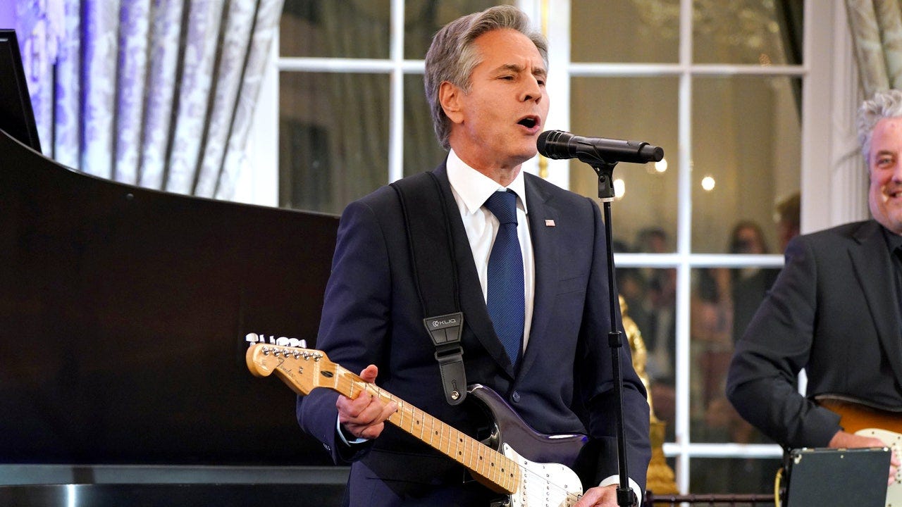 Watch: Antony Blinken plays guitar, sings the blues to launch global music  initiative