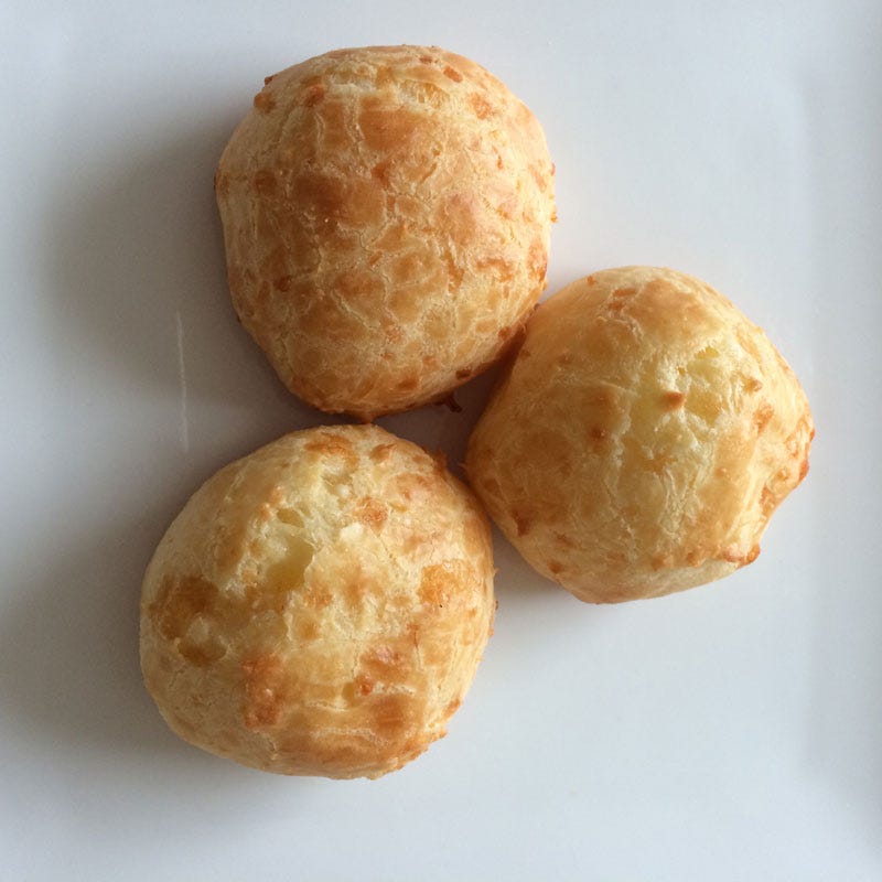 Pão de queijo feito com polvilho na Holanda Pão de queijo feito com polvilho na Holanda