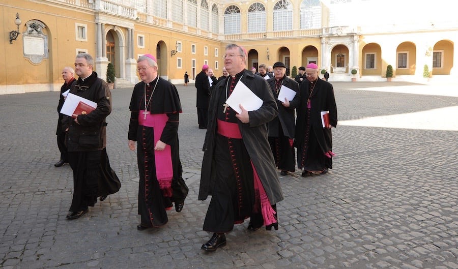 Synod study group proposes commission to assess ‘ad limina' visits