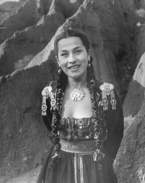 footnote to "footnote to howl": a critical dissection of divine femininity