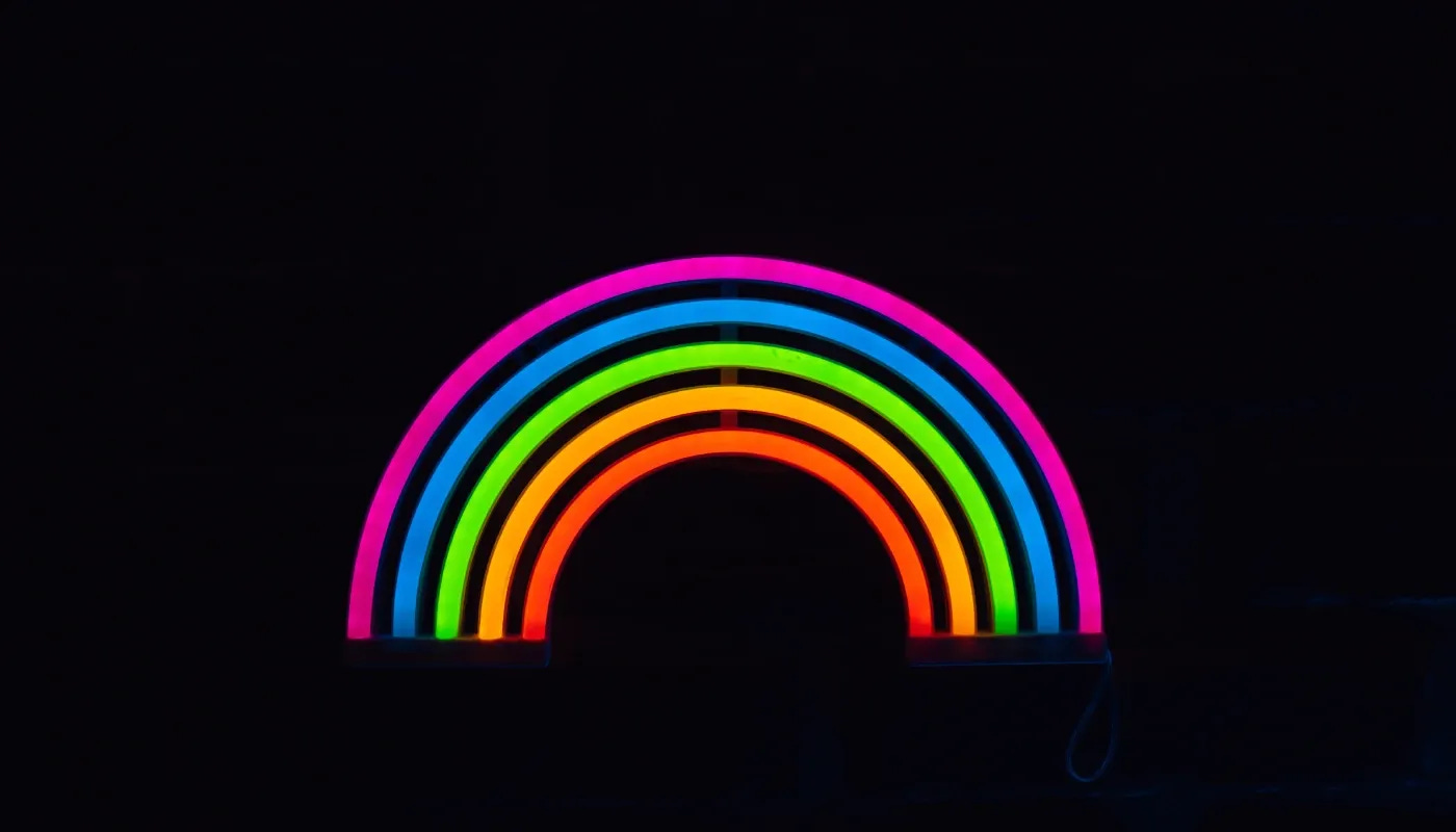 Arco Iris con luces LED. Arco Iris con luces LED.