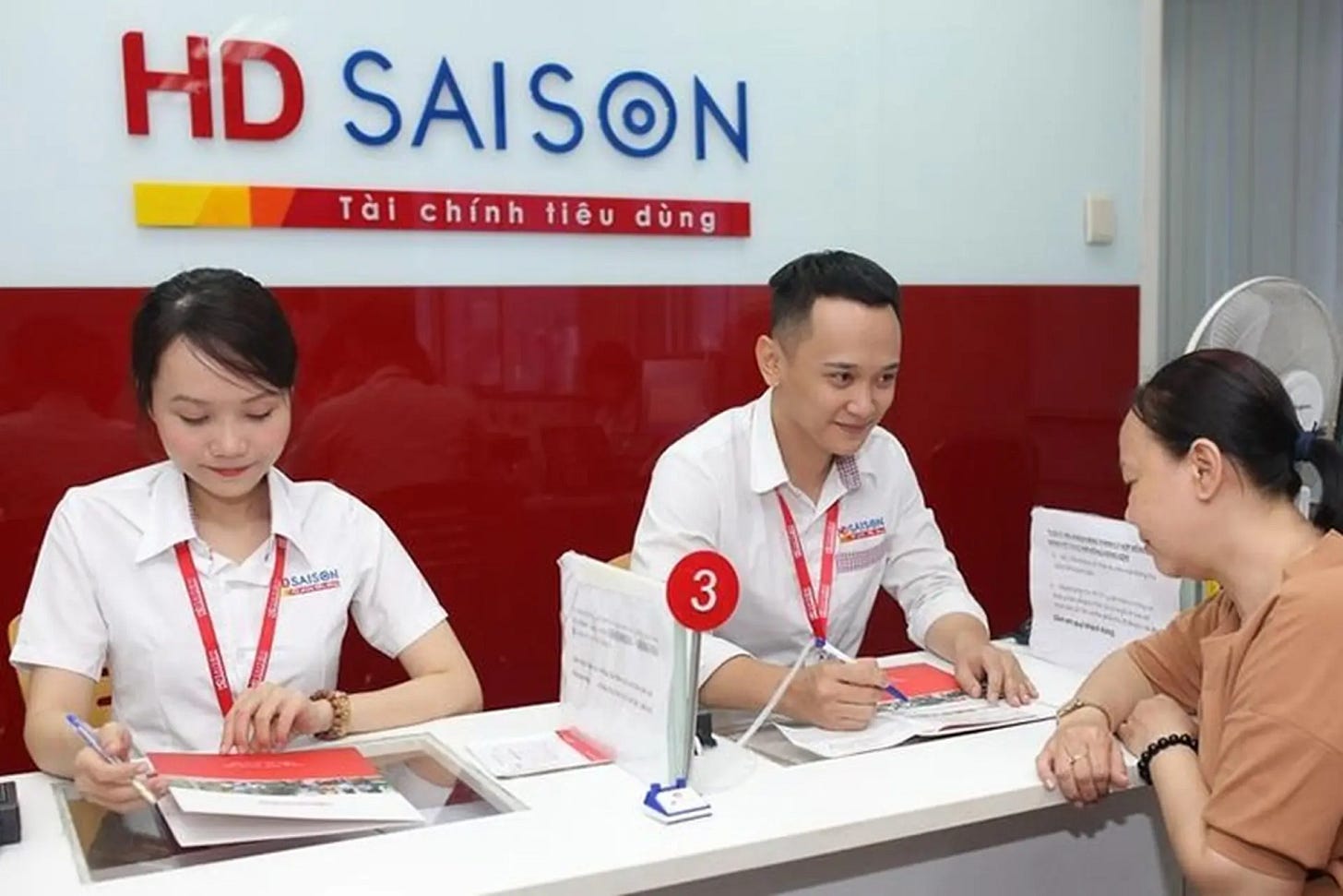 Tất tần tật thông tin về tổng đài HD Saison mà bạn cần biết