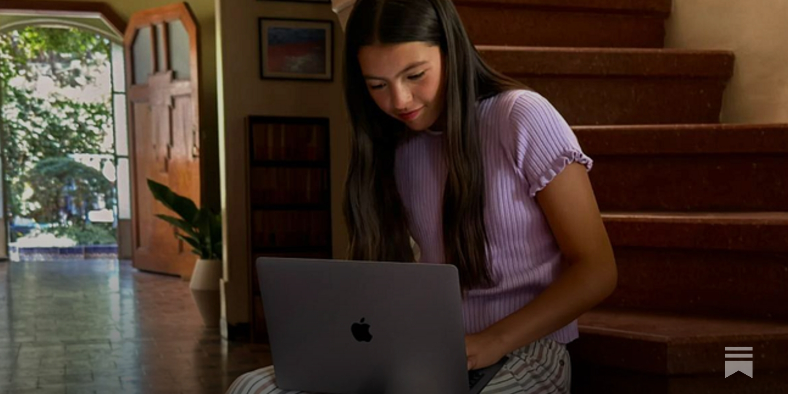 Walmart's MacBook Air deal drops Apple's laptop to just $599
