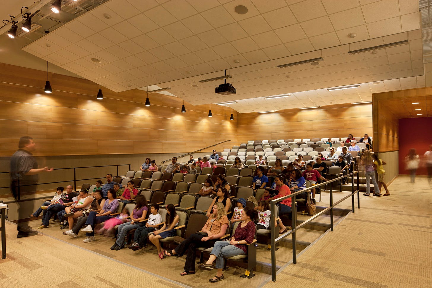 McAllen Main Library / MSR Design - Chair
