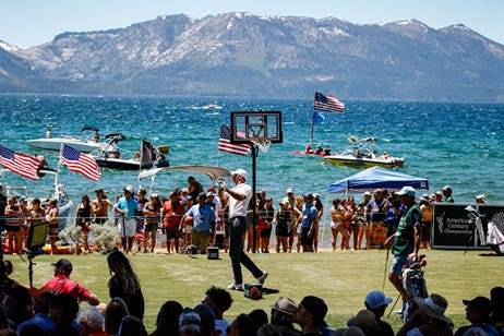 A person on a basketball court with a crowd of people in the background
AI-generated content may be incorrect.