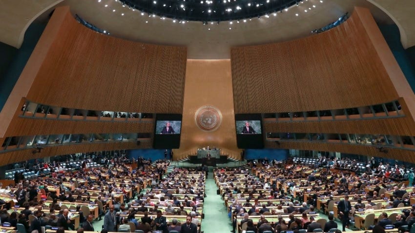 La legalización de la paidofilia La legalización de la paidofilia