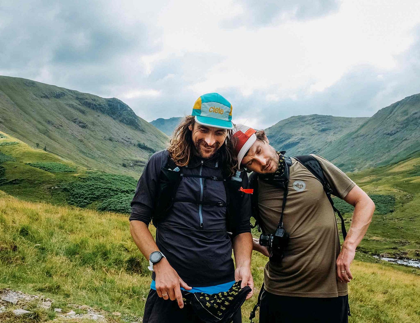 Stake Pass Pause: Douglas and Reynolds Take Five