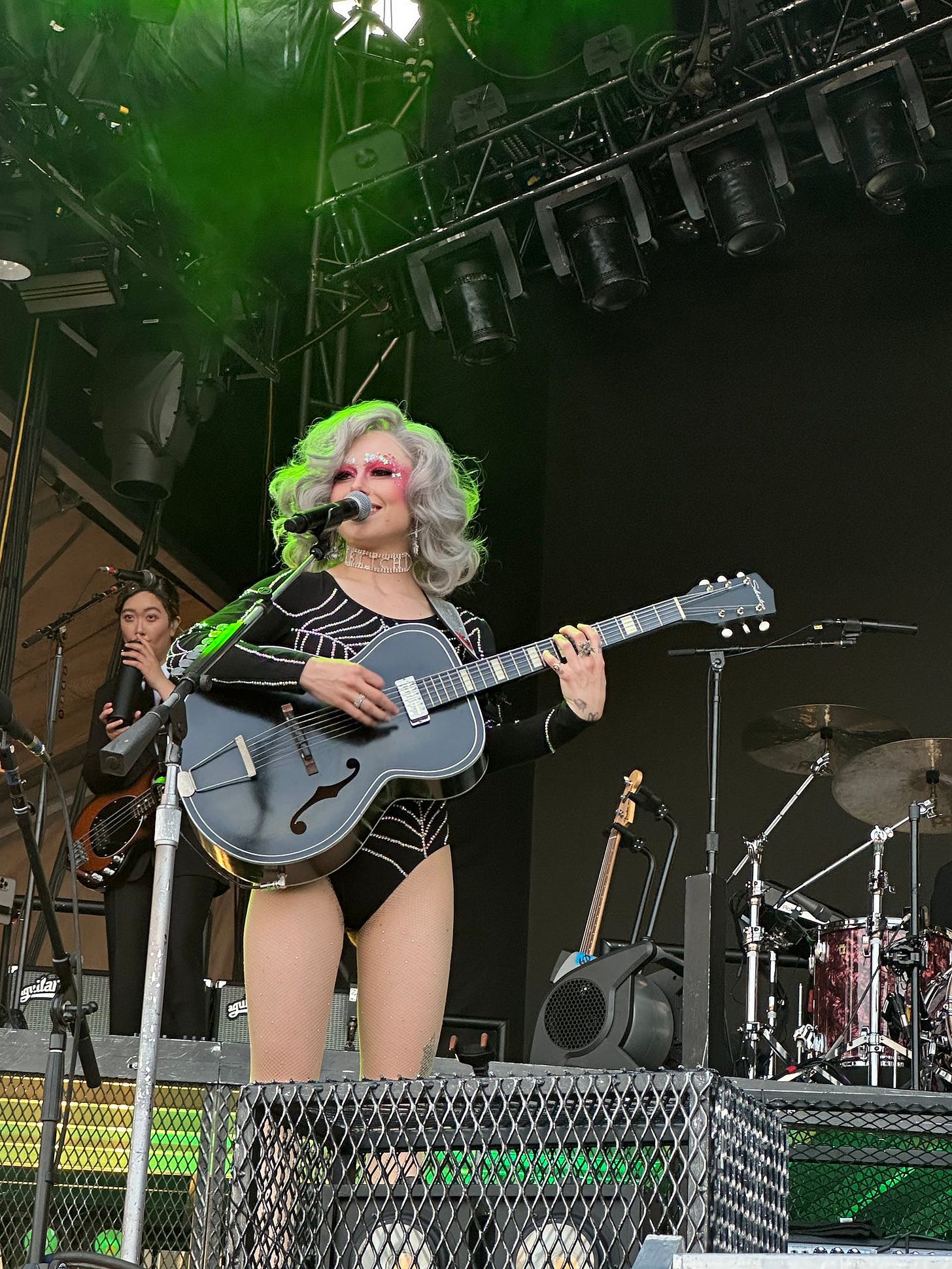 phoebe daily on Twitter: "she said her drag name is queef urban." / Twitter